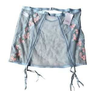 Auden embroidered floral garter skirt